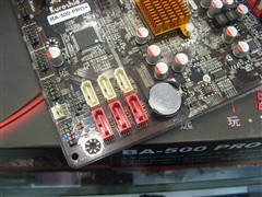 固態(tài)電容雙卡槽+USB3+全固態(tài)電容！890GX售699